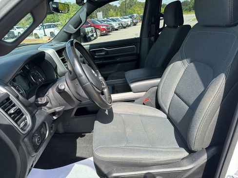 Used 2022 RAM 1500 Big Horn AWD/4WD image 2
