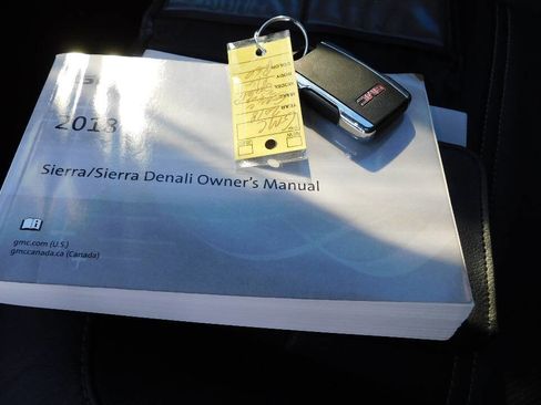 Used 2018 GMC Sierra 2500 Denali w/ Duramax Plus Package image 46