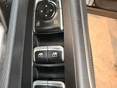 Used 2023 Kia Telluride S w/ S Sunroof Package AWD/4WD image 11
