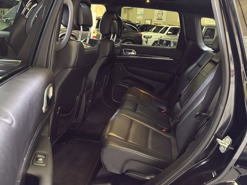 Used 2018 Jeep Grand Cherokee Overland w/ Trailer Tow Group IV RWD image 22