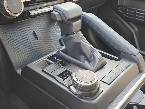 Certified 2025 Toyota 4Runner SR5 image 30