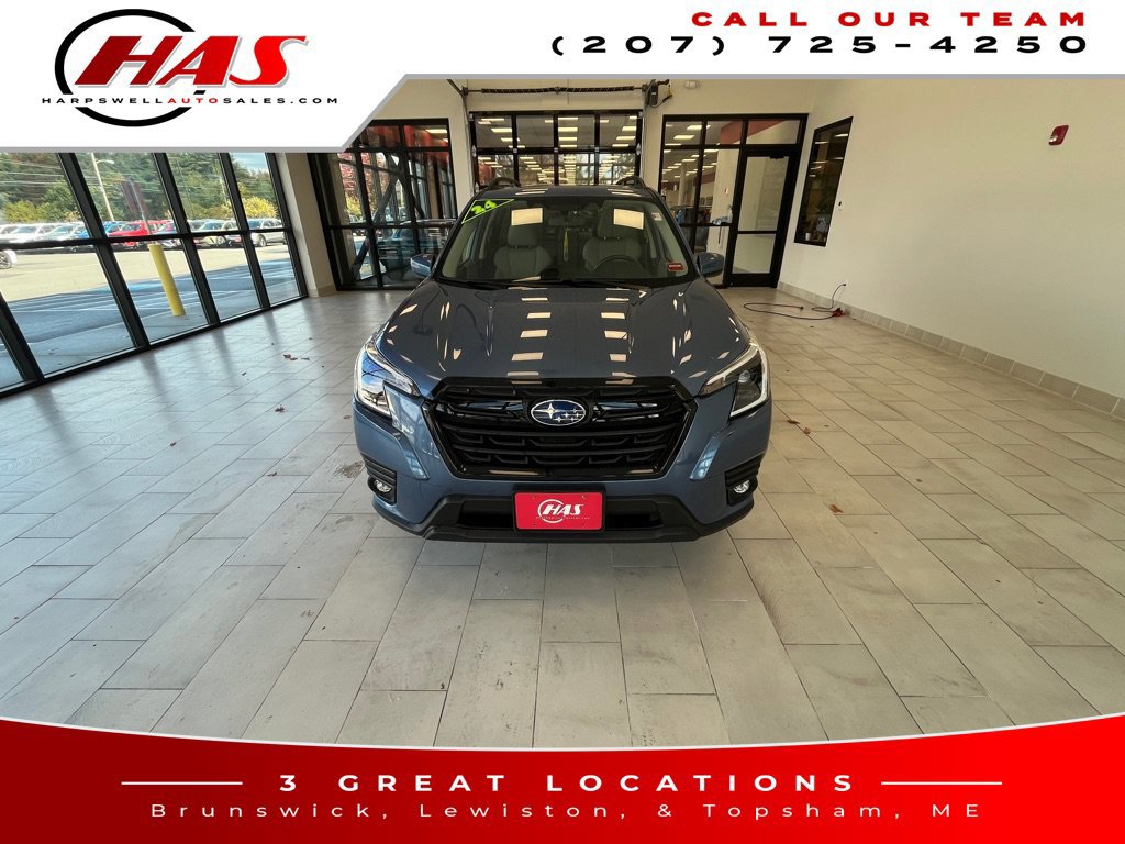 Used 2024 Subaru Forester Premium AWD/4WD image 9