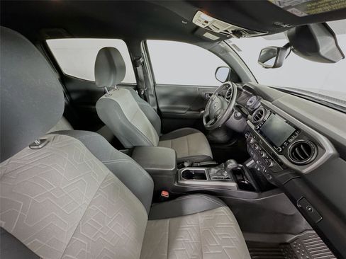 Used 2023 Toyota Tacoma TRD Off-Road image 26