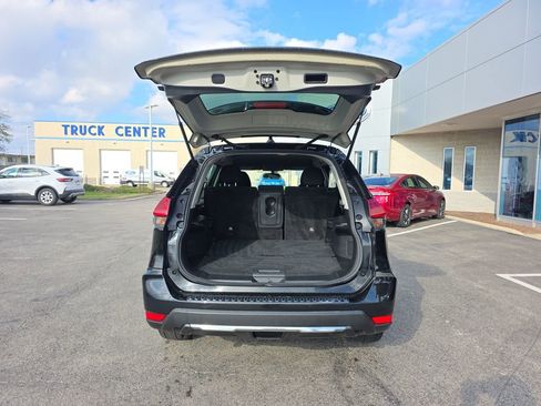 Used 2018 Nissan Rogue S FWD image 10