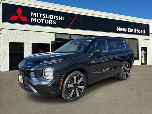 New 2026 Mitsubishi Outlander SE AWD/4WD image 1