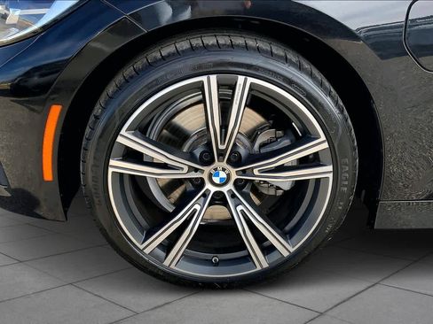 Used 2021 BMW 330e w/ Premium Package image 9