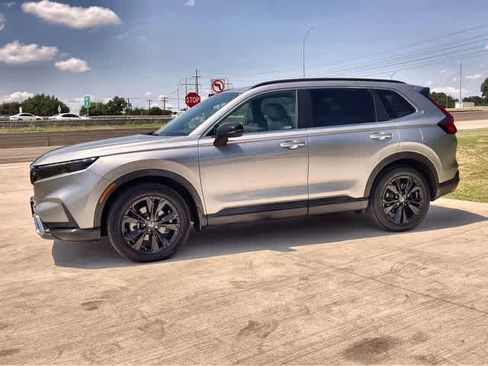 Used 2023 Honda CR-V Sport Touring image 4