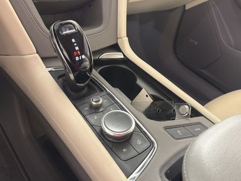 Used 2021 Cadillac XT6 Premium Luxury FWD image 5
