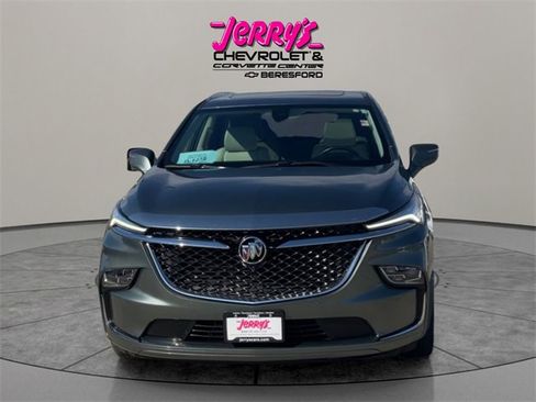 Used 2024 Buick Enclave Avenir w/ Avenir Technology Package image 8