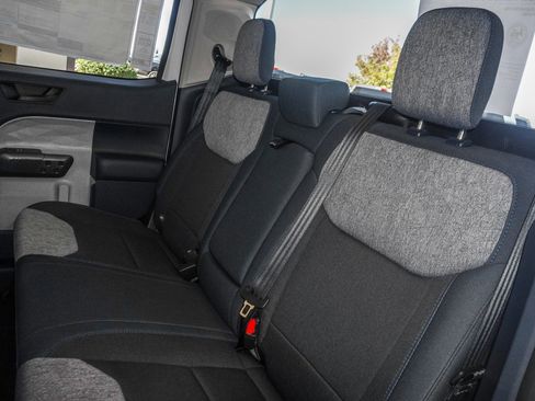 New 2025 Ford Maverick XLT image 36