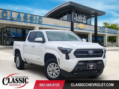 Used 2025 Toyota Tacoma SR5
