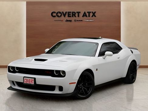 Used 2022 Dodge Challenger R/T Scat Pack image 1