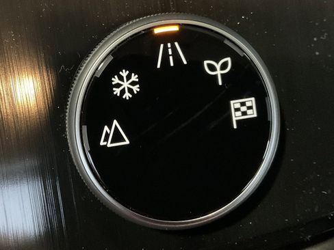 Used 2026 Nissan Rogue SV image 22