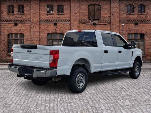 Certified 2022 Ford F250 XL w/ Power Equipment Group AWD/4WD image 4