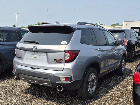Used 2022 Honda Passport TrailSport image 3
