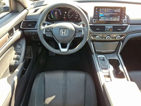 Used 2020 Honda Accord EX image 11