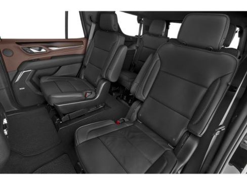 Used 2022 GMC Yukon Denali w/ Denali Premium Package AWD/4WD image 16