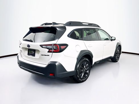 Used 2025 Subaru Outback Onyx Edition AWD/4WD image 9