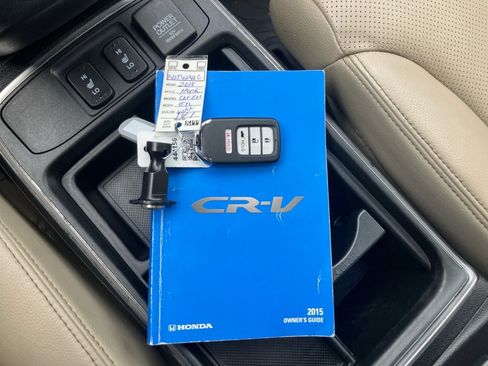 Used 2015 Honda CR-V Touring image 38