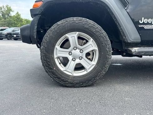 Used 2020 Jeep Wrangler Unlimited Sport S AWD/4WD image 4