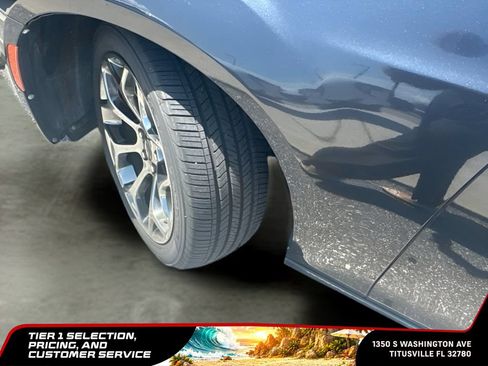 Used 2018 Chrysler 300 S w/ 300S Premium Group RWD image 15