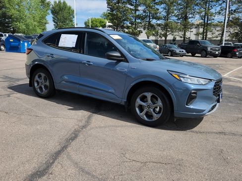 Used 2024 Ford Escape ST-Line w/ Tech Pack #1 AWD/4WD image 19