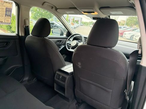 Used 2024 Nissan Rogue S AWD/4WD image 16