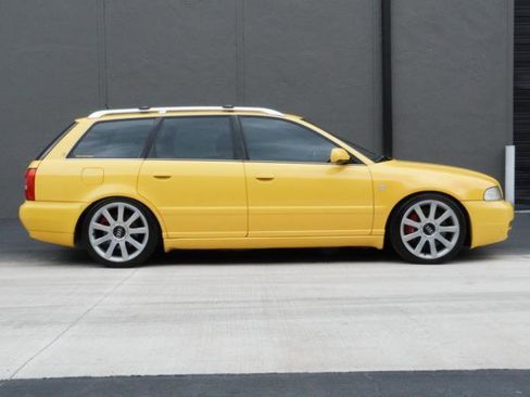 Used 2002 Audi S4 Avant AWD/4WD image 4