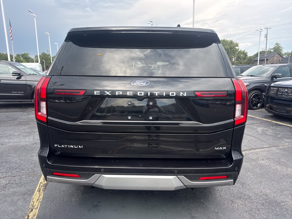 Used 2025 Ford Expedition Max Platinum w/ Driver's Package AWD/4WD image 8