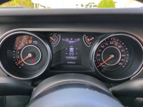 Used 2018 Jeep Wrangler Sport image 24