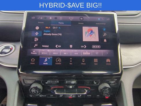 Used 2024 Jeep Grand Cherokee Limited 4xe AWD/4WD image 24