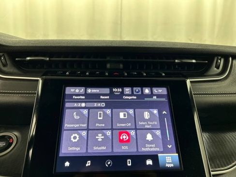 Used 2023 Jeep Grand Cherokee Altitude AWD/4WD image 17