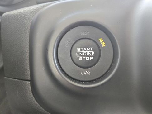 Used 2023 Jeep Wrangler Unlimited Sahara AWD/4WD image 21