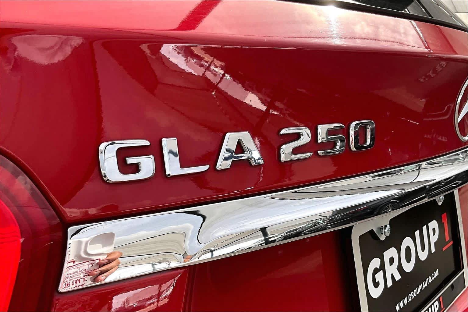 Certified 2018 Mercedes-Benz GLA 250 image 31