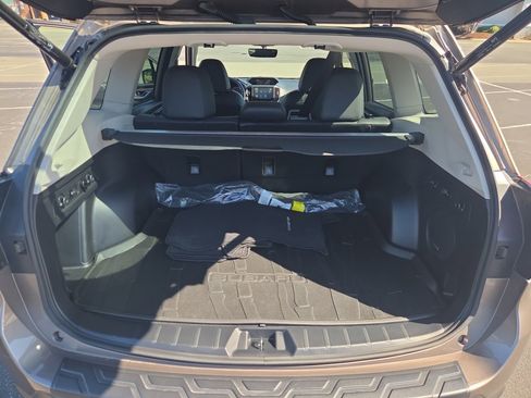 Used 2023 Subaru Forester Limited AWD/4WD image 19