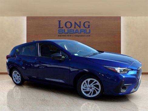 Certified 2025 Subaru Impreza 2.0i image 6