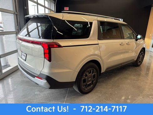 New 2026 Kia Carnival EX image 6