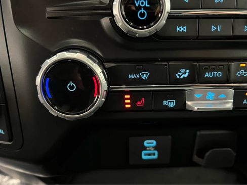 Used 2023 Ford F150 XLT w/ Equipment Group 302A High image 4