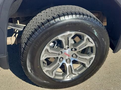 Used 2025 GMC Sierra 1500 SLT AWD/4WD image 31