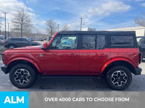 Used 2023 Ford Bronco Outer Banks image 3