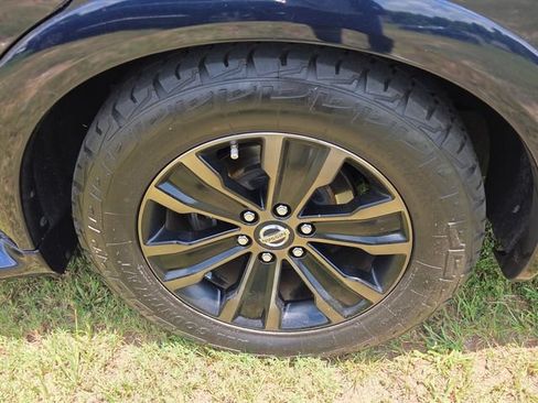 Used 2020 Nissan Armada Platinum w/ Captain's Chairs Package AWD/4WD image 6