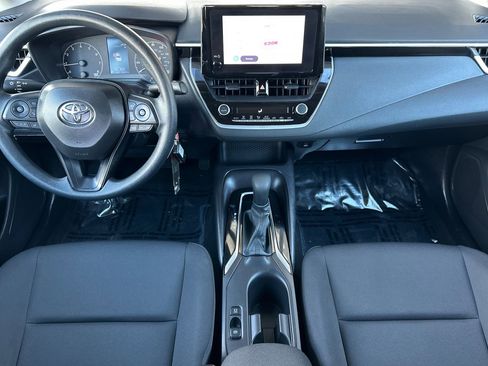 Used 2025 Toyota Corolla LE image 15