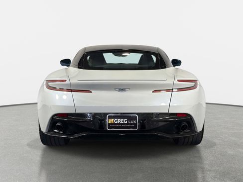 Used 2024 Aston Martin DB12 Coupe RWD image 4