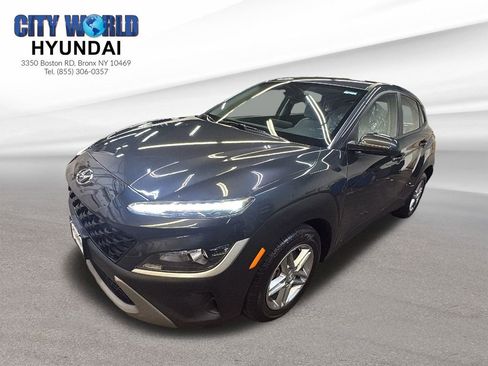 Certified 2022 Hyundai Kona SE w/ Cargo Package image 1