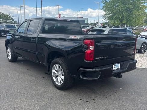 Used 2023 Chevrolet Silverado 1500 Custom AWD/4WD image 6