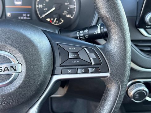 Used 2022 Nissan Altima 2.5 S FWD image 29