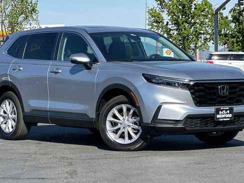 Used 2025 Honda CR-V EX image 2