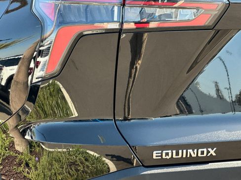 New 2026 Chevrolet Equinox LT w/ Safety and Technology Package FWD image 27