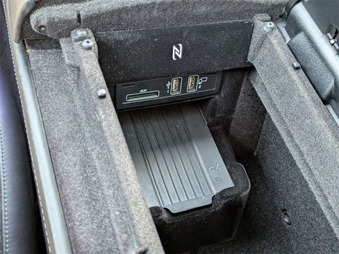 Used 2020 Mercedes-Benz S 560 4MATIC Sedan image 22