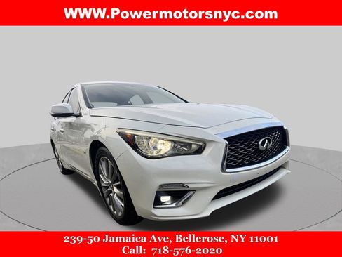 Used 2018 INFINITI Q50 Luxe w/ Essential Package (3.0T Luxe) AWD/4WD image 9